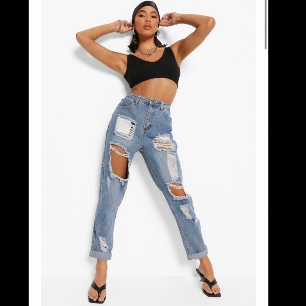 Boohoo NWT Sophie High Waist Distressed Jeans Women Light Wash Ripped Straight 2 - Picture 16 of 16